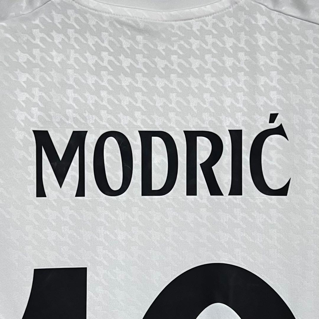 【新品/タグ付き】24/25 レアル・マドリード ♯10 モドリッチ【Lサイズ】