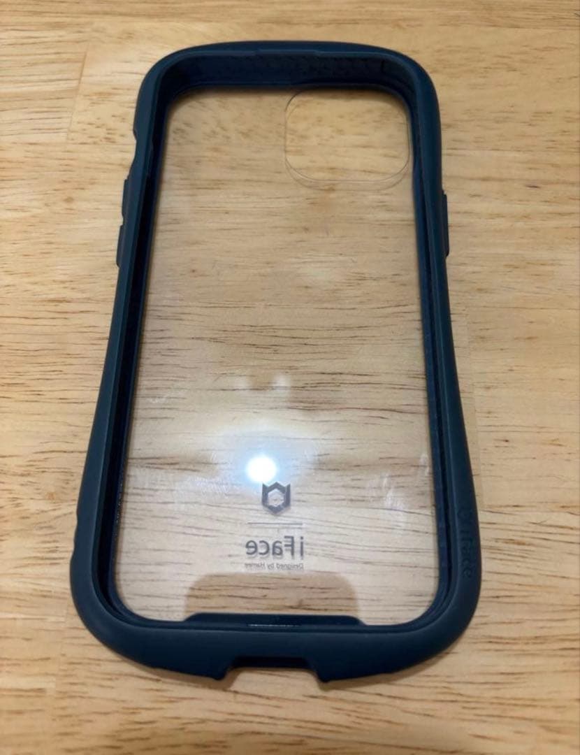 Apple iPhone 15 ホワイト 本体 バッテリー100%