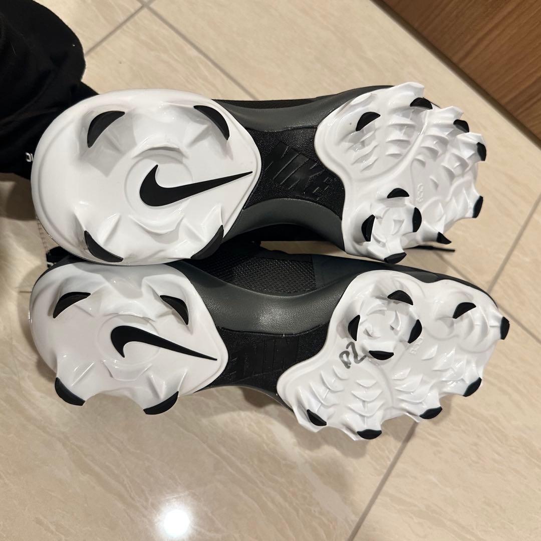 新品　Nike スパイクシューズ 27cm
