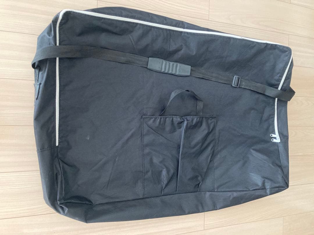 軽量　折りたたみ　マッサージベッド ブラウン　キャリーバッグ付　簡単組立　木製