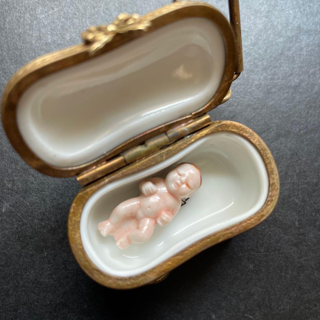 レア　リモージュ　ボックス　ピルケース　可愛いベビーカー