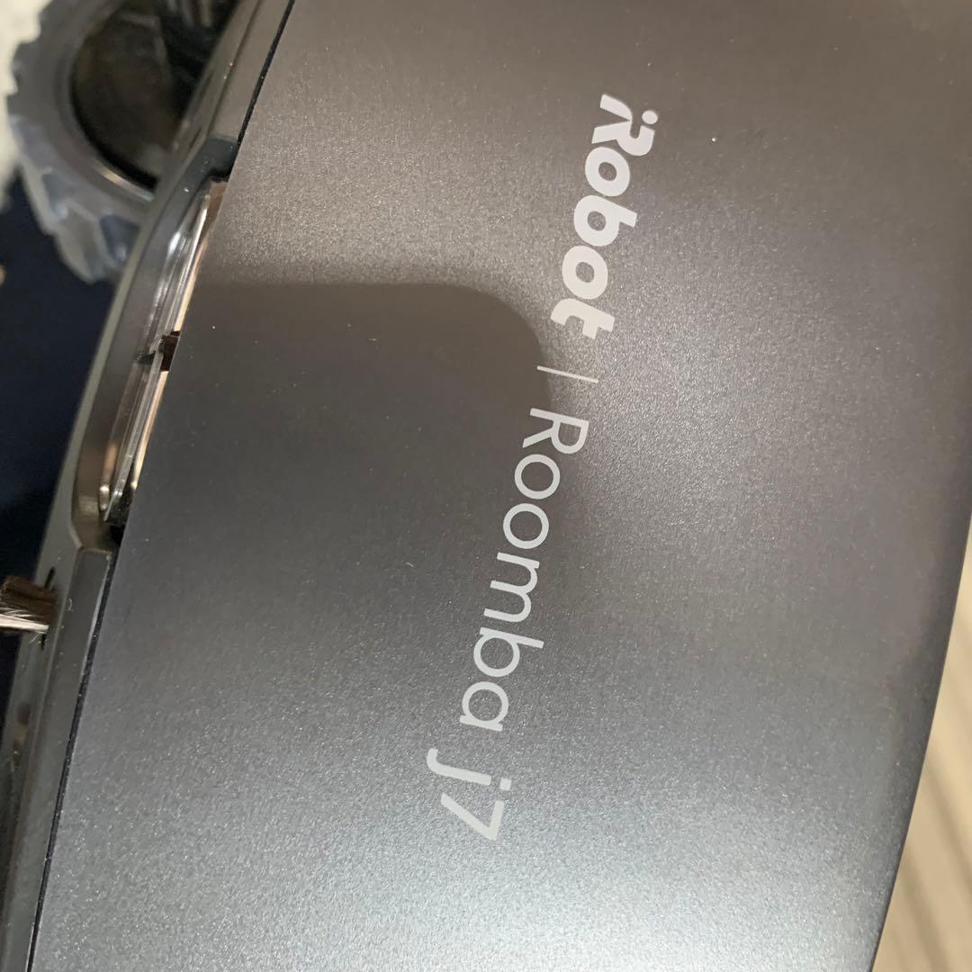 010☆数回使用のみ☆iRobot Roomba j7+ ブラック