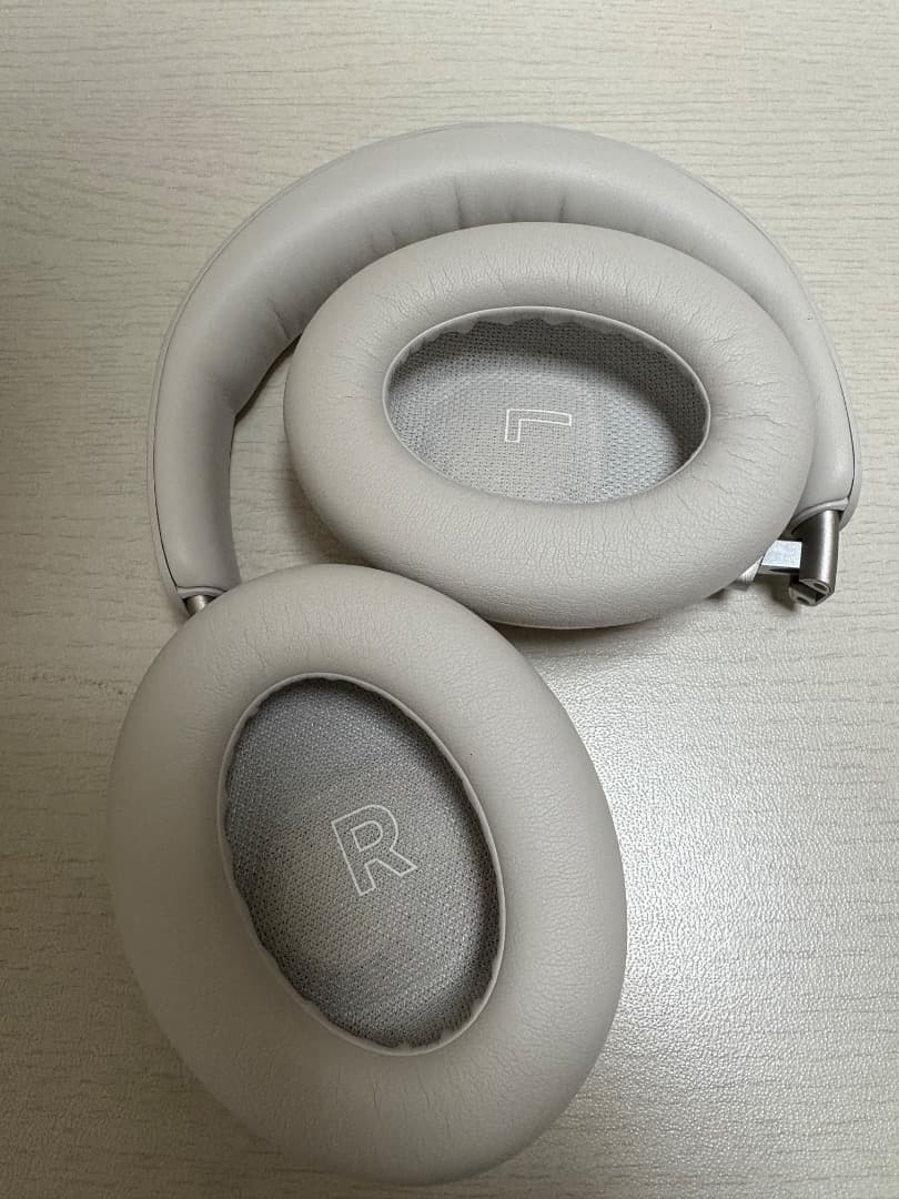 Bose ワイヤレスオーバーイヤーヘッドホン ホワイト