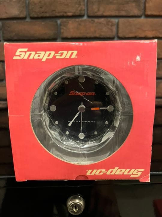新品・未使用 Snap-on Swivel Socket Desk Clock