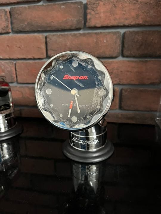 新品・未使用 Snap-on Swivel Socket Desk Clock