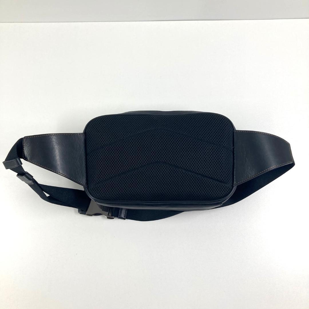 COACH　コーチ　ボディバッグ　ウエストバッグ　レザー　ブラック