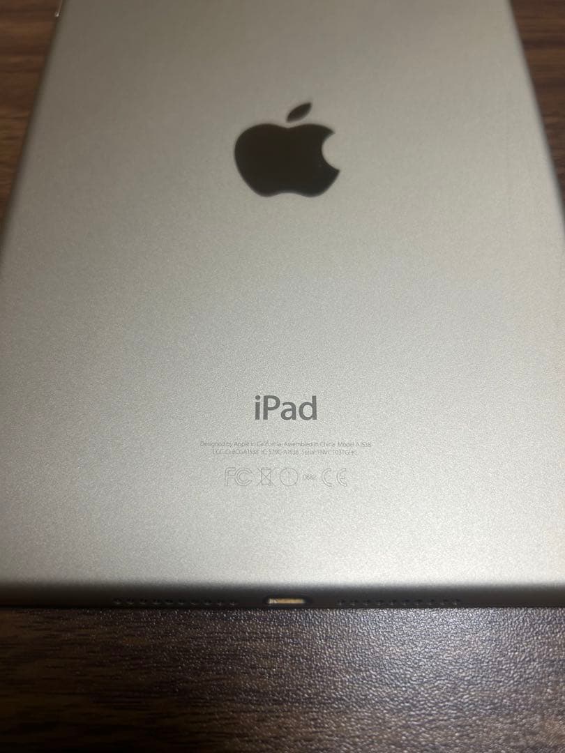 美品　バッテリー最大容量99% iPad mini4 ゴールド 本体