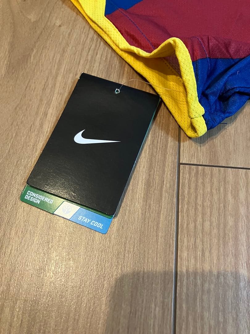 メッシ　バルセロナ　ユニフォーム