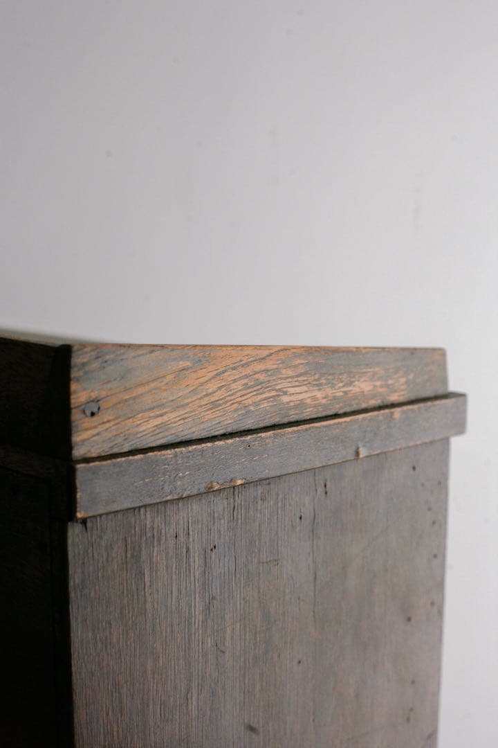 本棚　収納棚　ブックシェルフ キャビネット　ラワン材 古家具　アンティーク家具