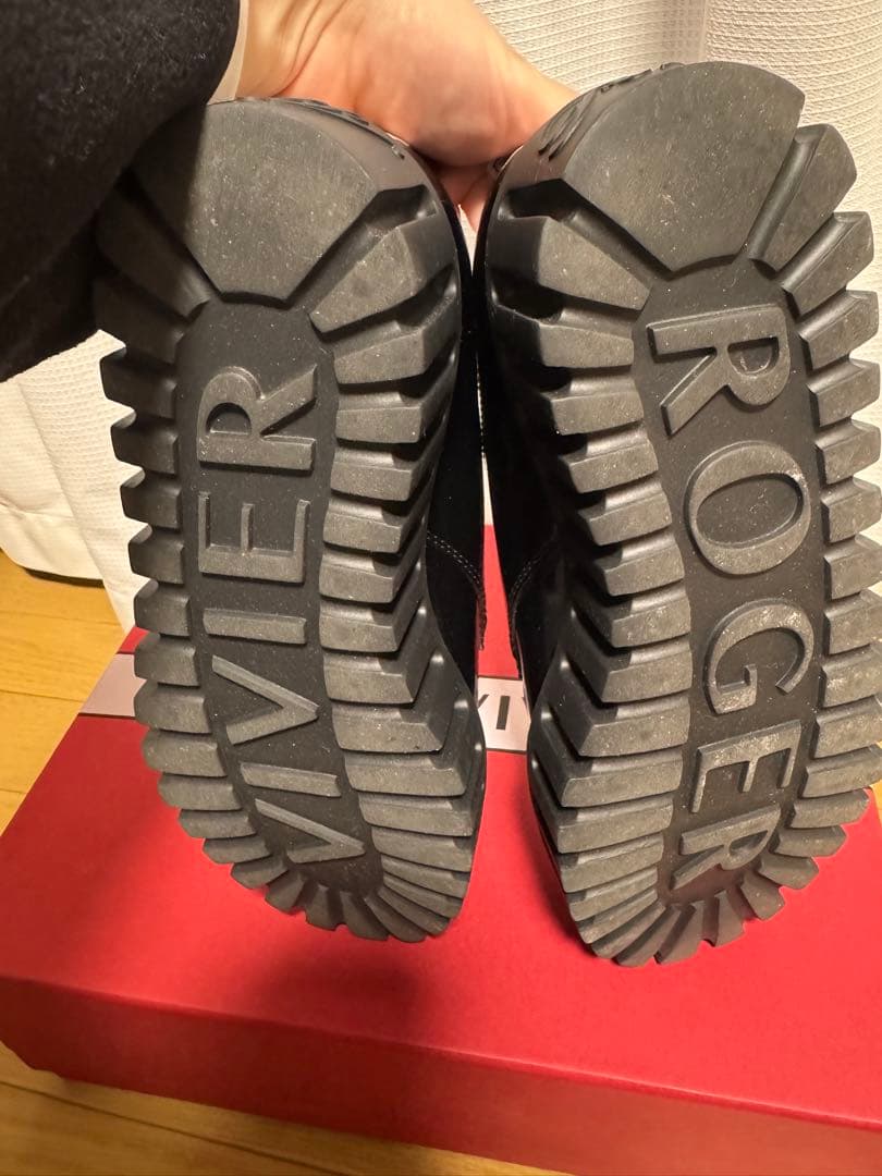 ロジェヴィヴィエ ヴィヴゴーシック ローファー