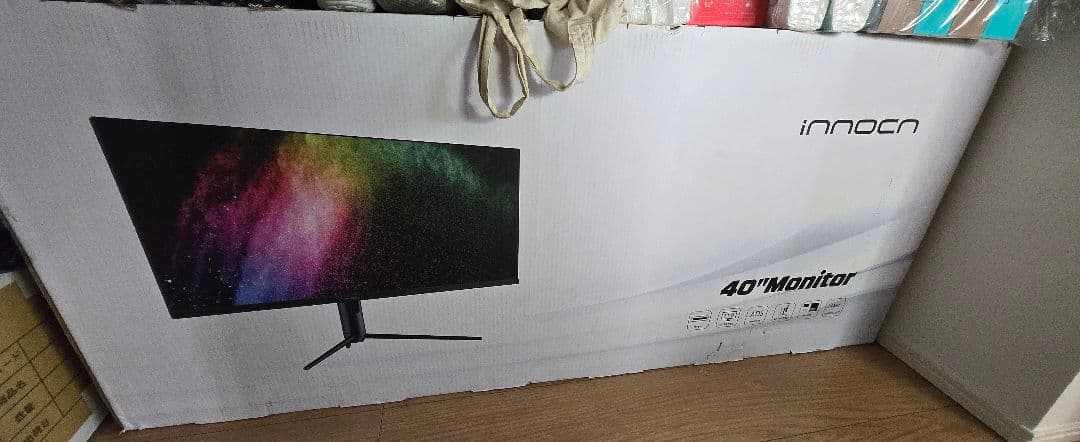 INNOCN 40インチモニタ　１４４HZ　TYPEC供電