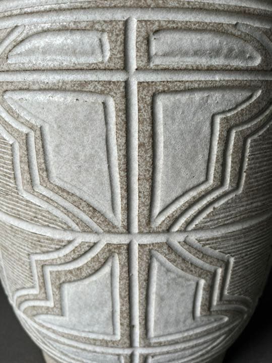 信楽焼傘立て  幾何学模様 高さ４６cm