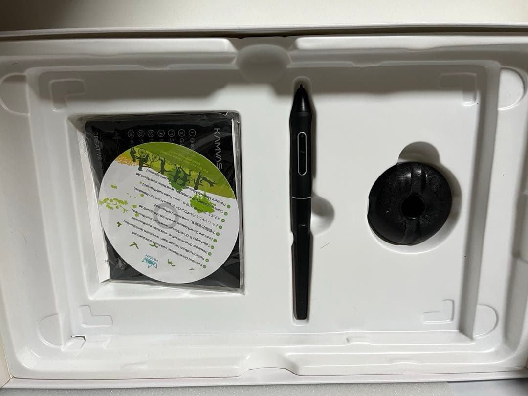 KAMVAS12 HUION 液タブ