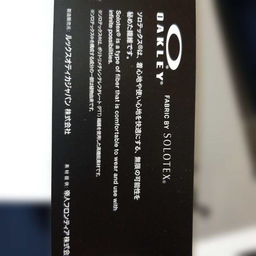 新品　オークリーゴルフ　メンズウエア　スカルタートルネックミドル　長袖シャツ