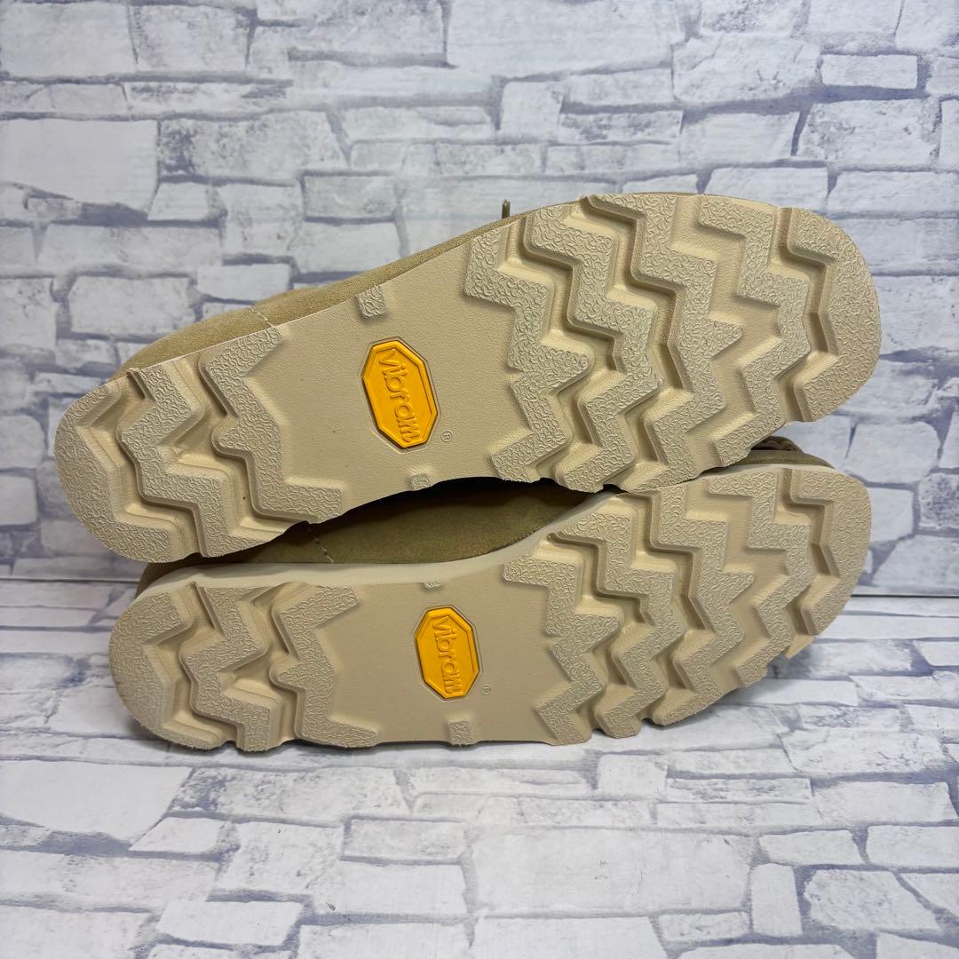 未使用級 Clarks クラークス ワラビーブーツ ゴアテックス ビブラムソール