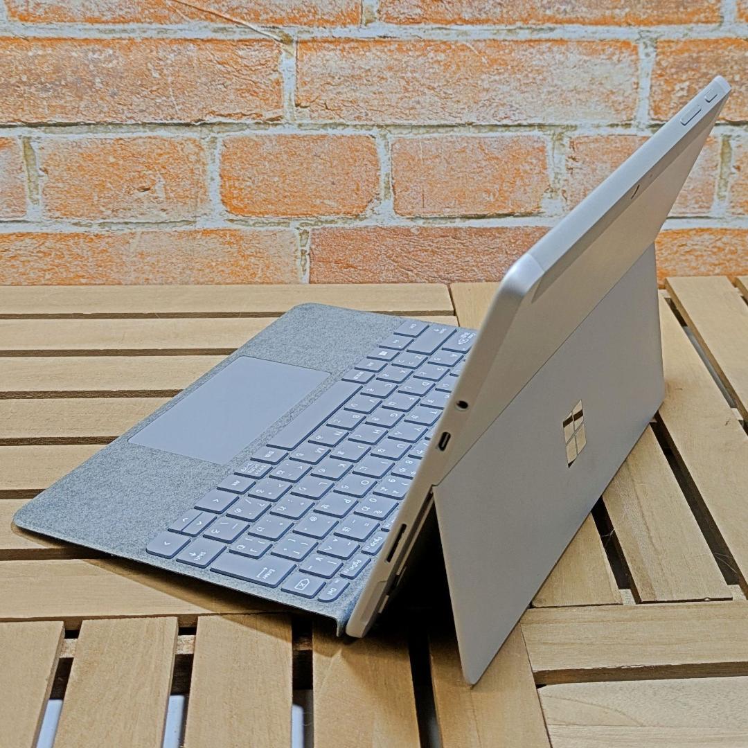 (2490)Surface Go 2 4GB 充電65回 バッテリー新品同様◎