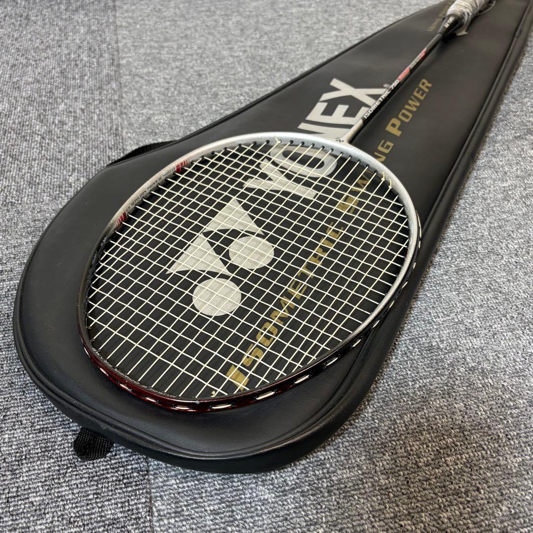 YONEX ISOMETRIC 750 MUSCLE バドミントン 3u5