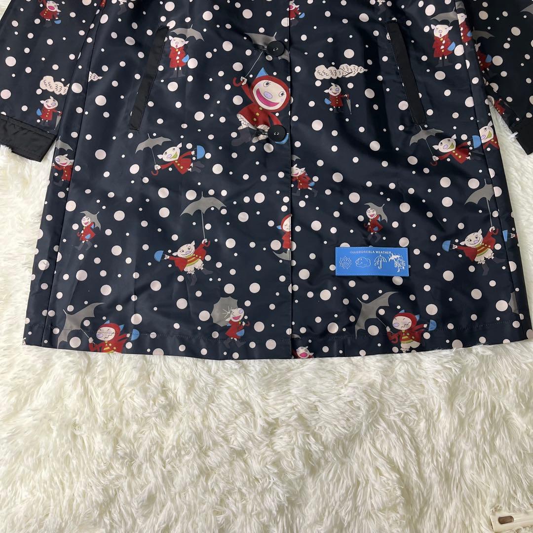 美品✨アルベロベロ　レインコート　ブラック　ぶたさん　総柄　刺繍
