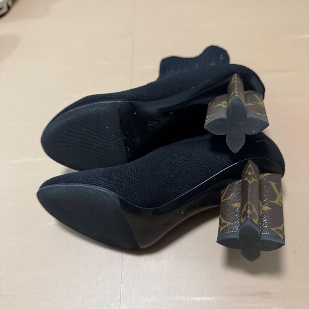 【美品】LOUIS VUITTON ブラック シルエットラインアンクルブーツ