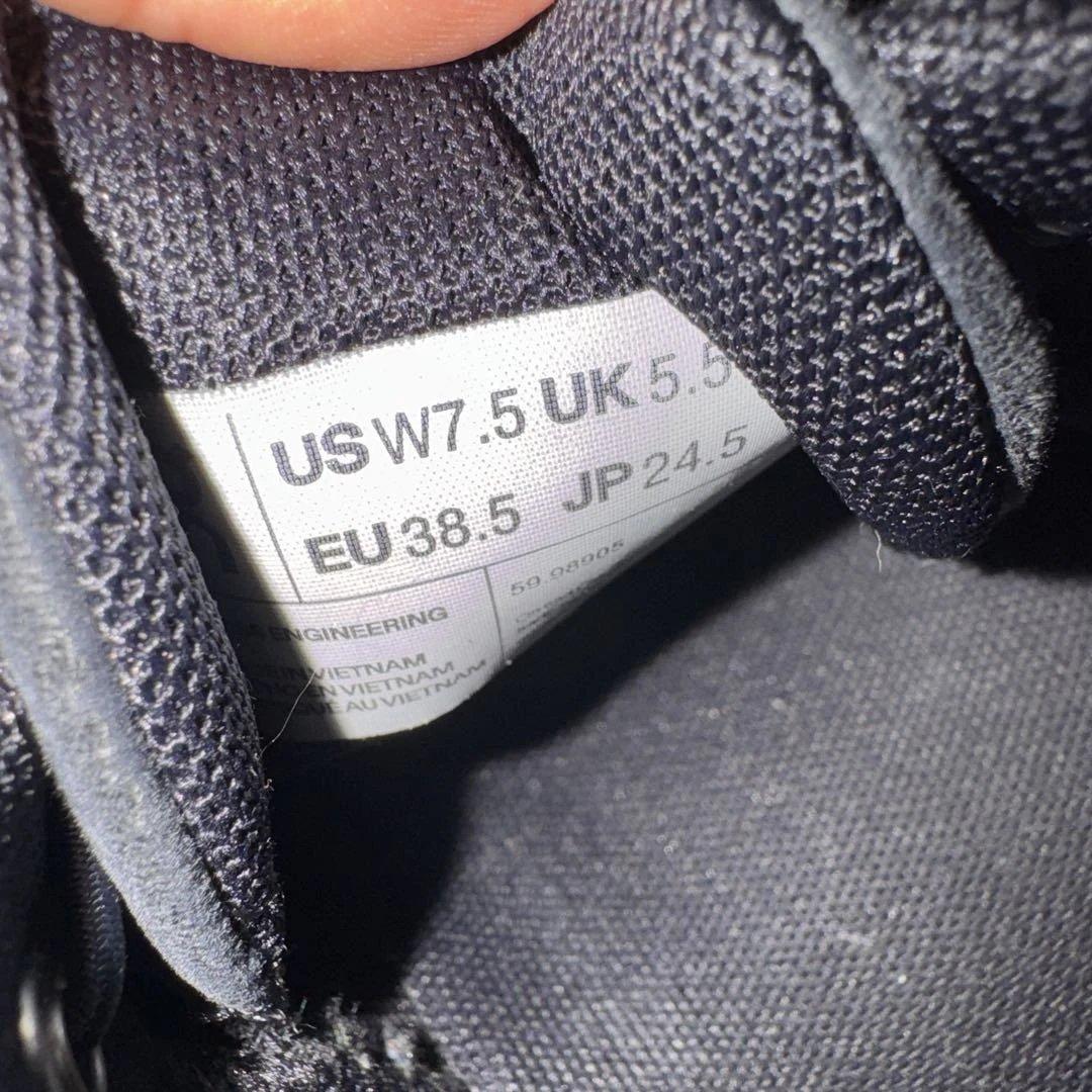 on Cloud 5 7.5 24.5cm ブラック 中古