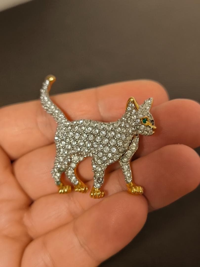 SWAROVSKI スワロフスキー ブローチ クリアストーン 猫 ねこ ネコ