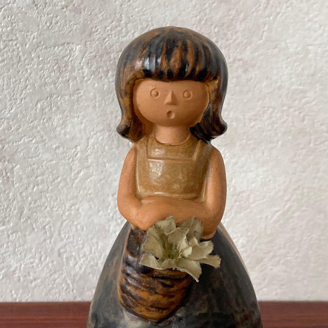 フラワーガール　陶器　置物　スウェーデン　北欧　ヴィンテージ