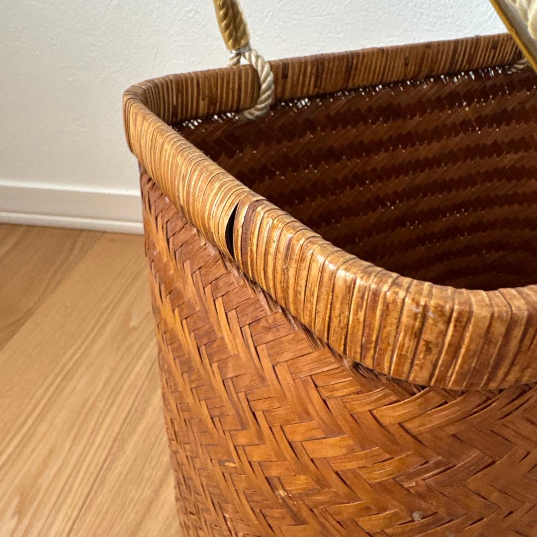 古道具　竹の市場かご　竹籠　篠竹　鈴竹　買い物かご　ヴィンテージ 竹細工