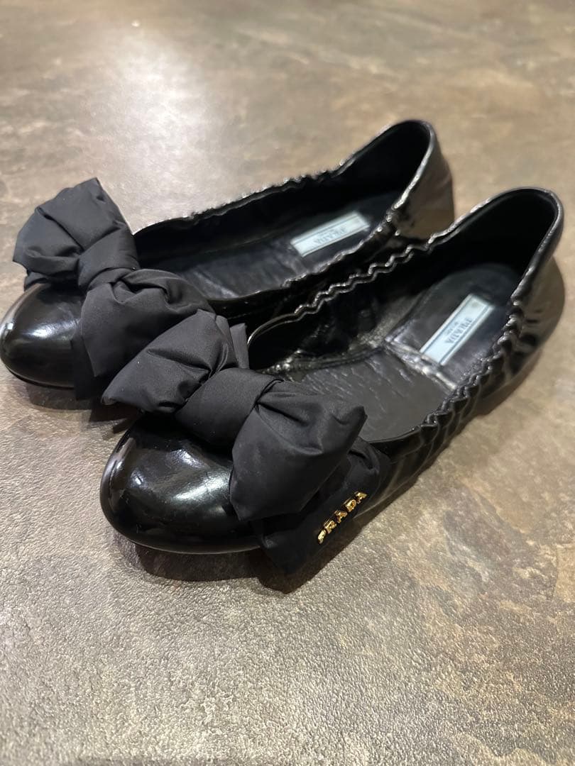 PRADA ブラック フラットシューズ リボン38サイズ