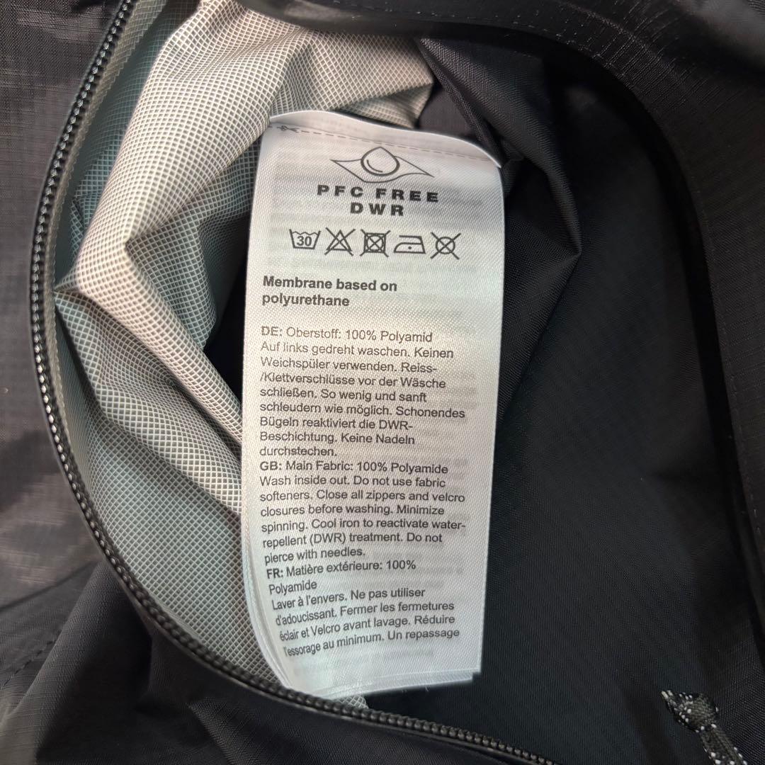 タグ付き MAMMUT マイクロレイヤー 2.0 ハードジャケット M ブラック