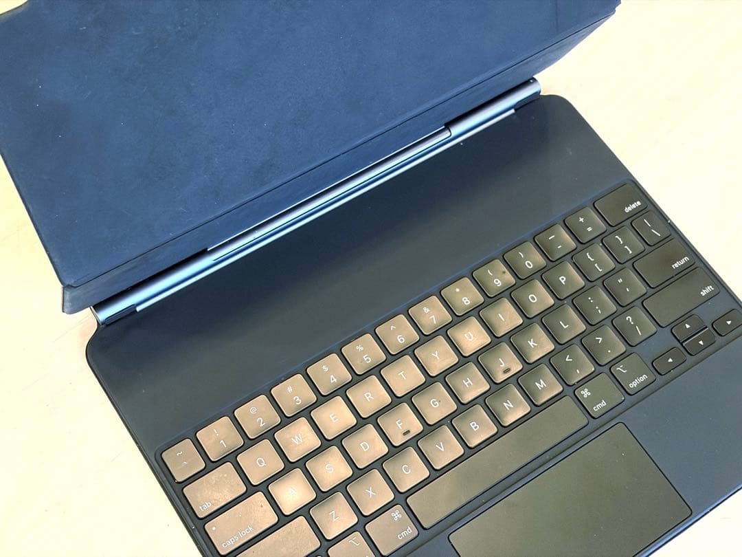 Magic Keyboard MXQU2LL/A 12.9インチ US iPad