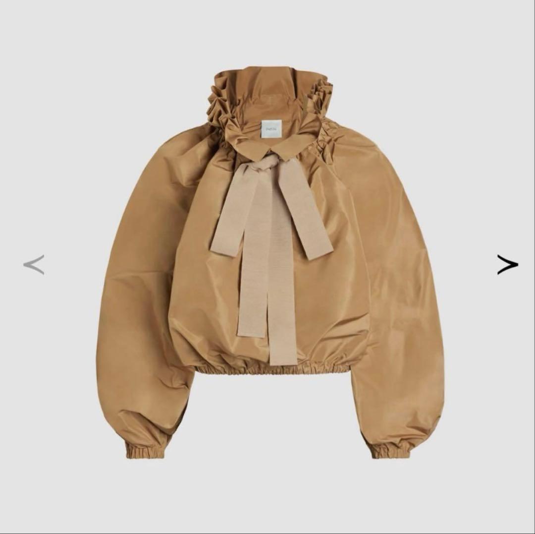 【PATOU】フリルブラウス　36 ベージュ