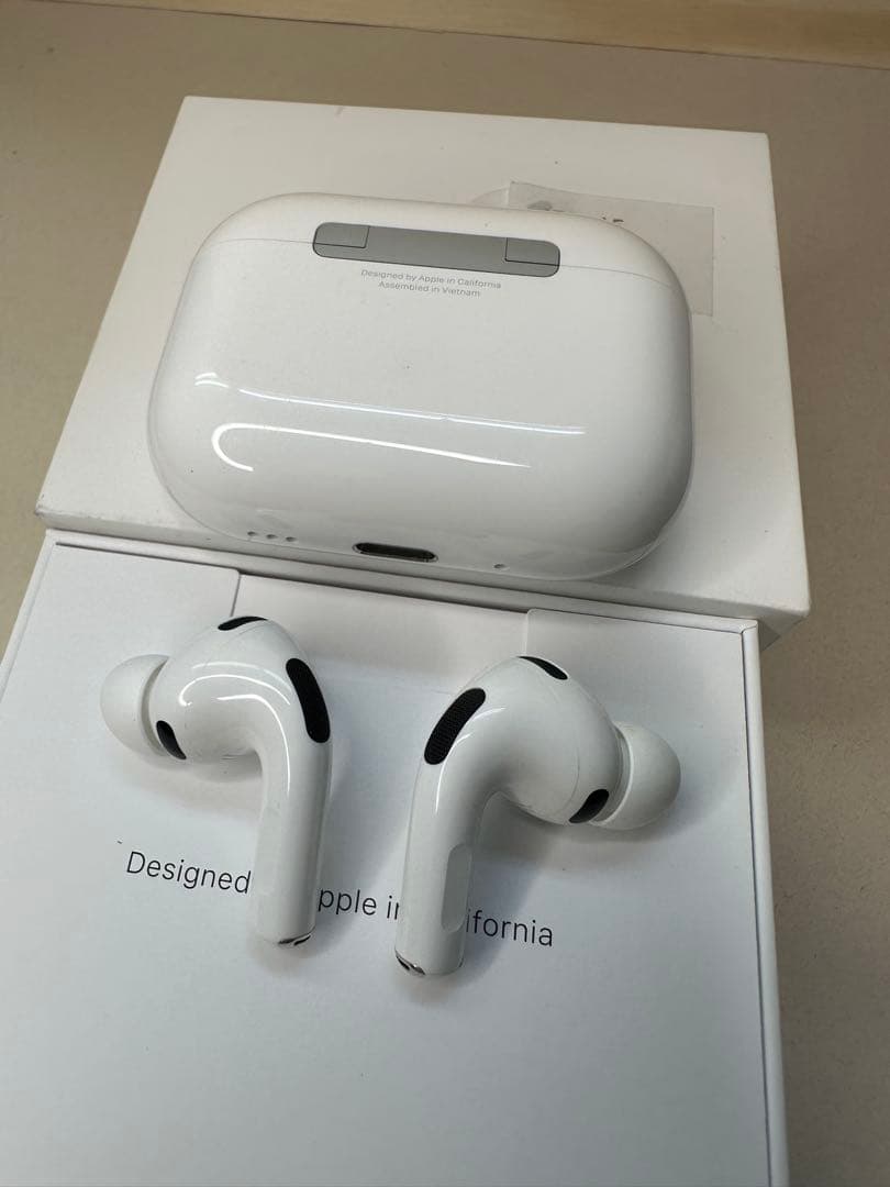 【極美品】AirPods Pro 3 MFHP4J/A HQ9KP