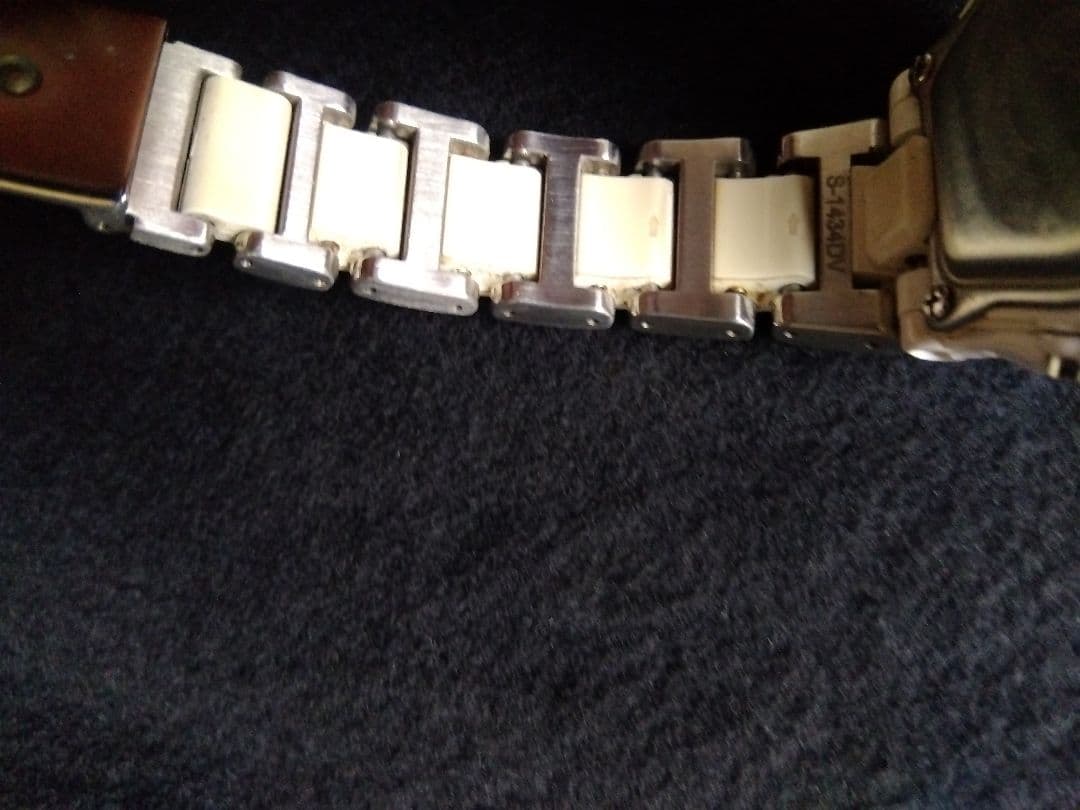 カシオ　電波ソーラー腕時計　BABY-G