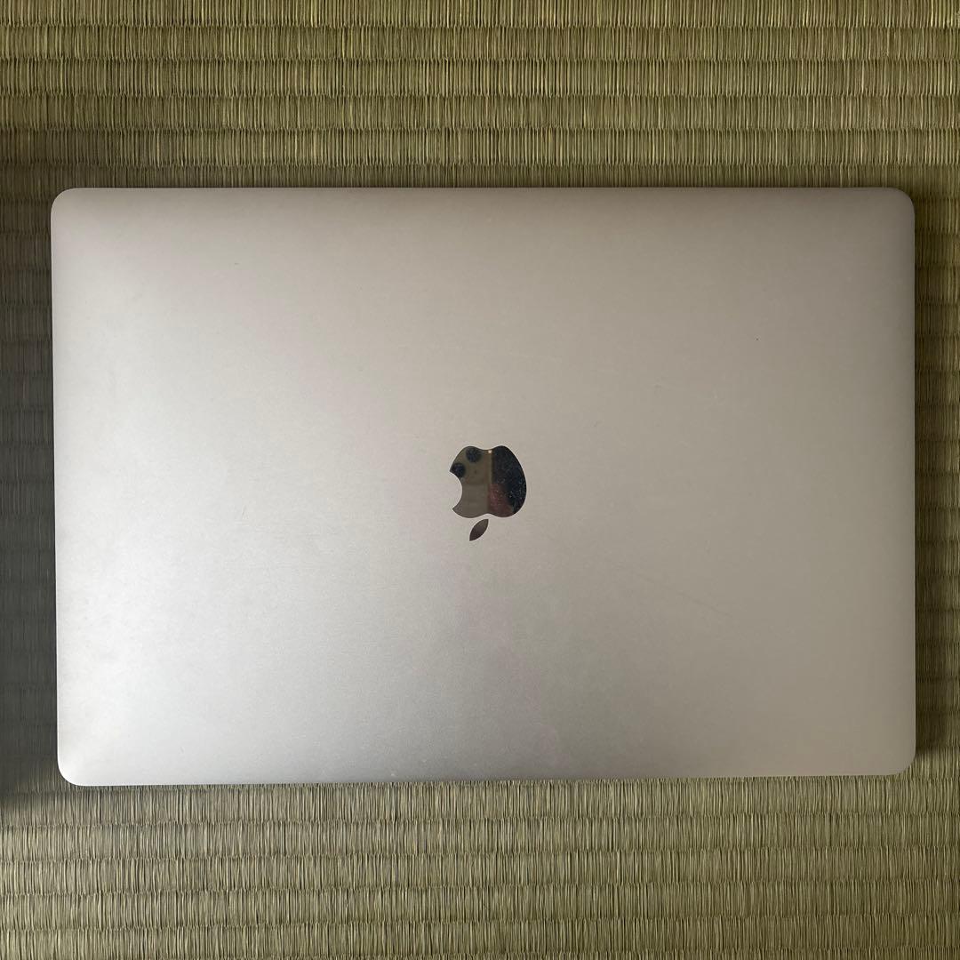 【ジャンク】2018 MacBookPro 15インチ 16GB/256GB