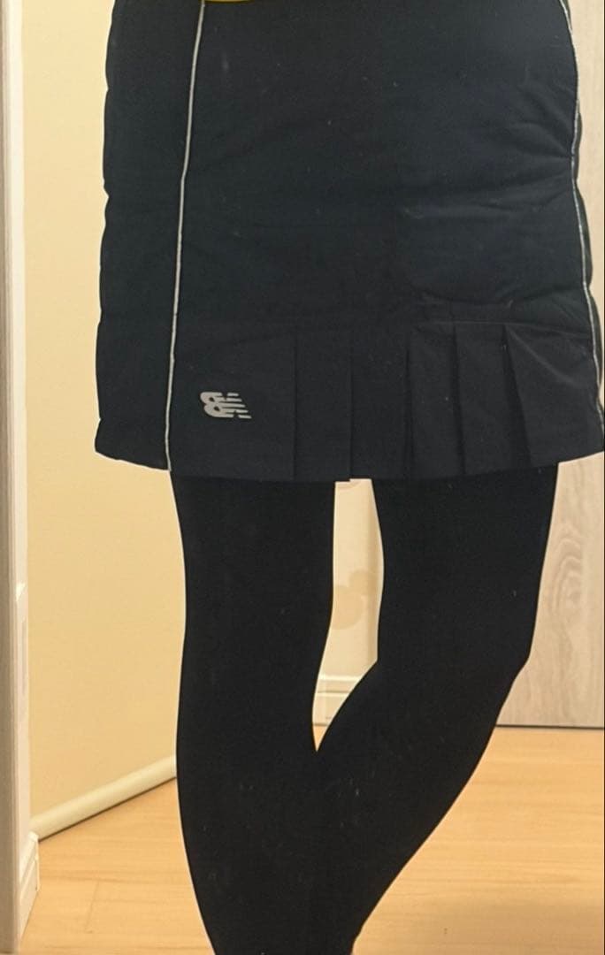 ニューバランスゴルフ　スカート　中綿　ダウン　黒　１ M