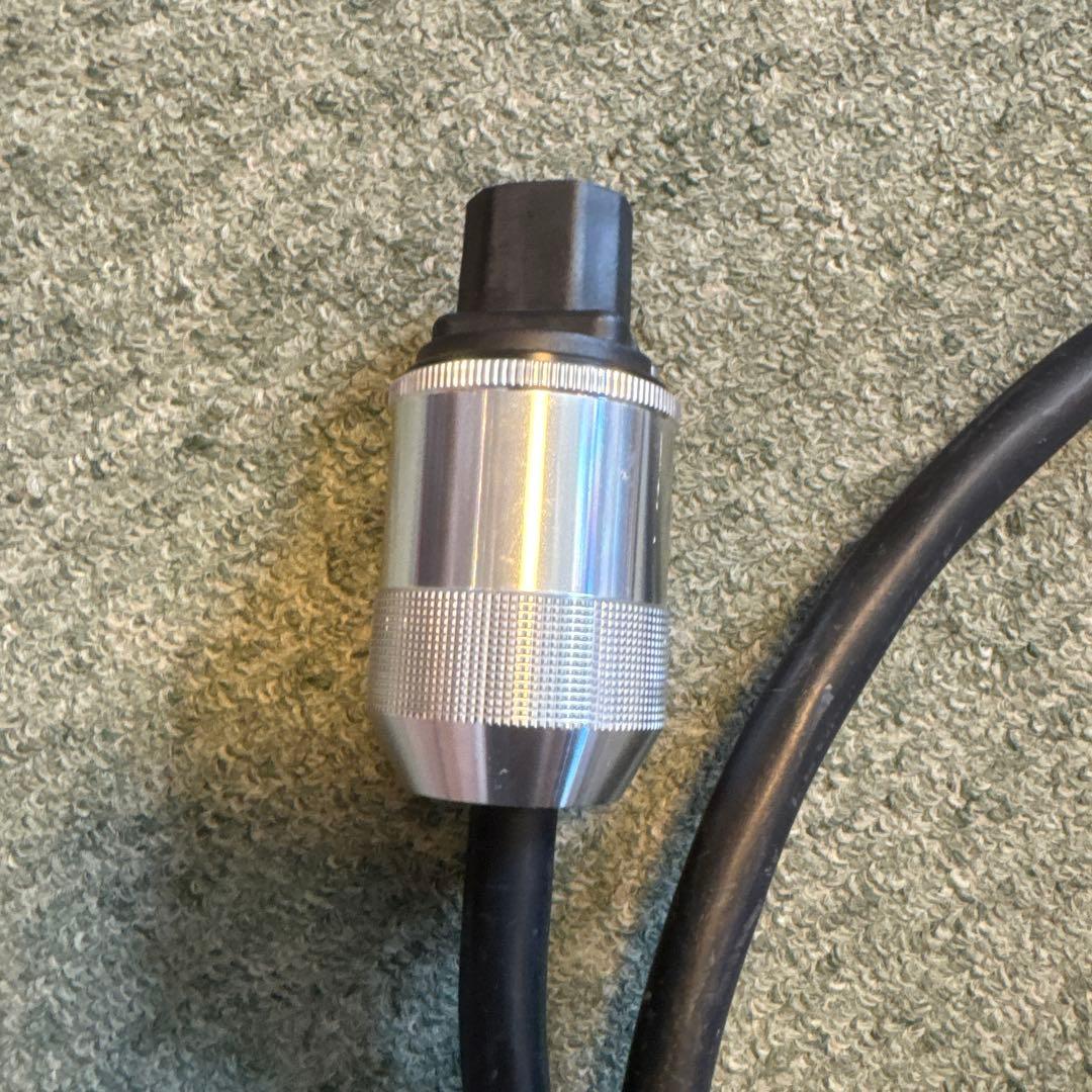 オヤイデKAWABAC DYNAMITE 102 SSC 電源ケーブル