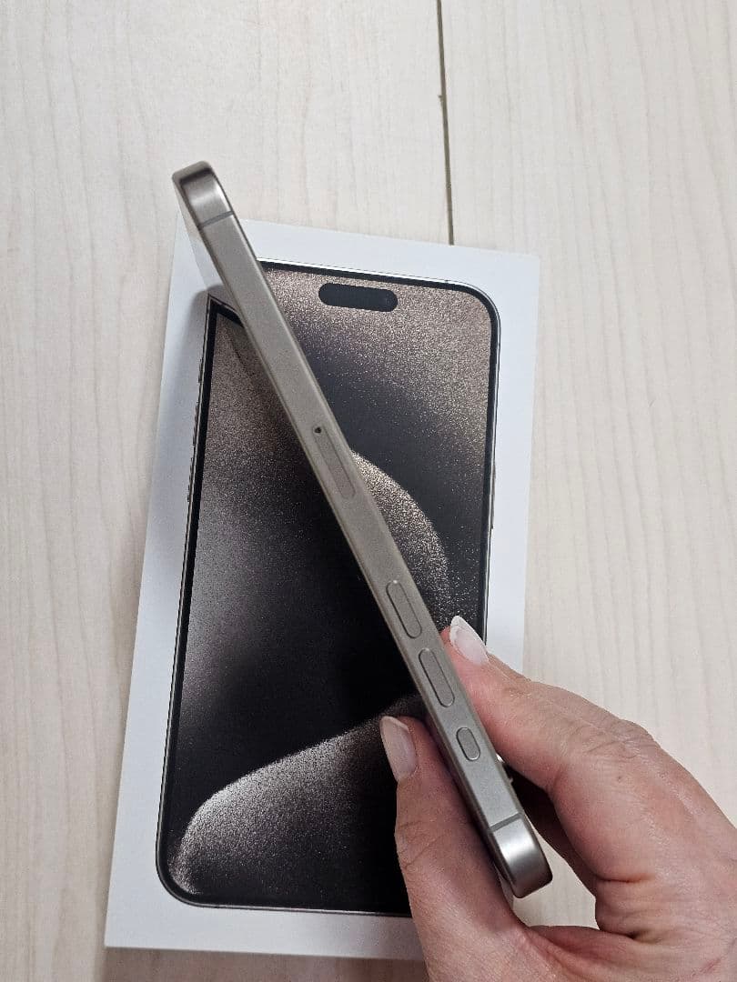 iPhone15 Pro MAX 256GB ナチュラルチタニウム