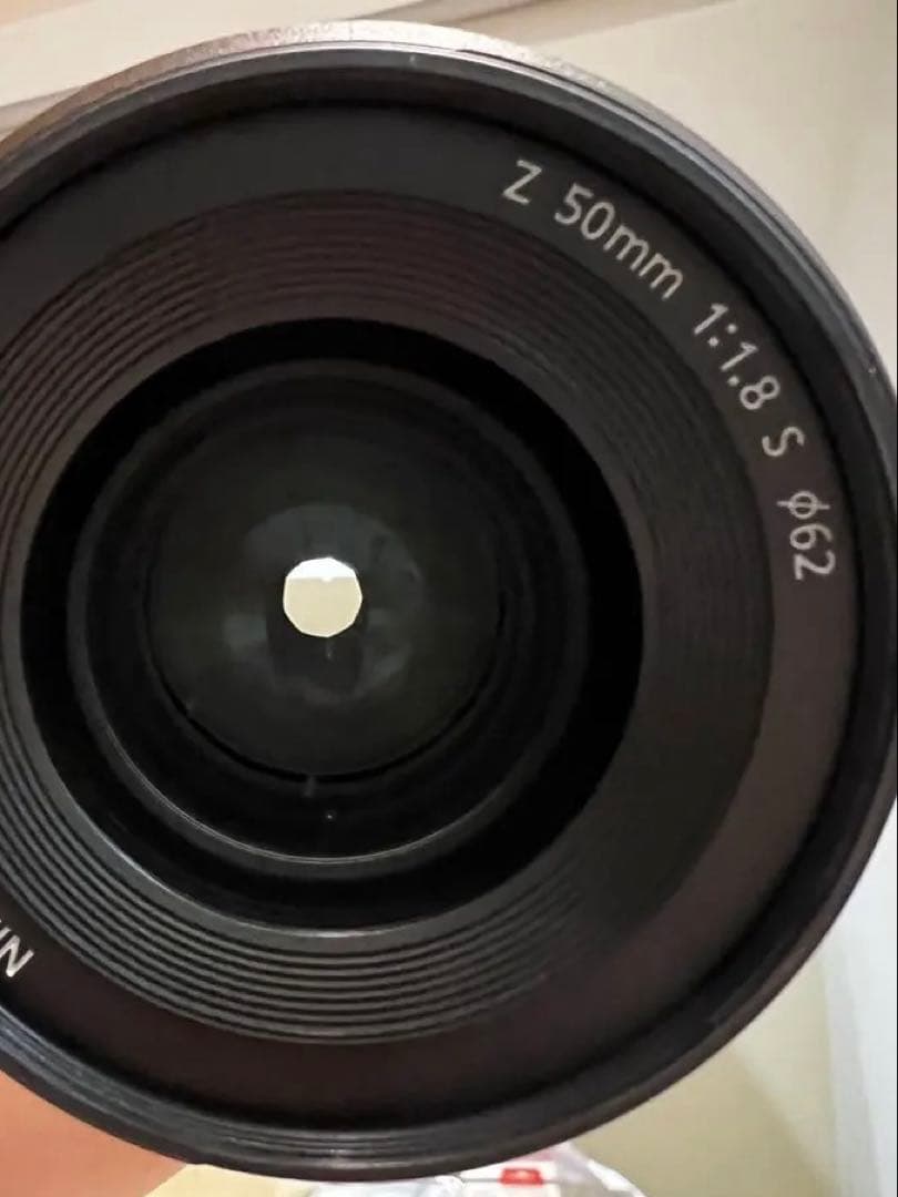 Neko Gazer NIKKOR Z 50mm f/1.8 S レンズ