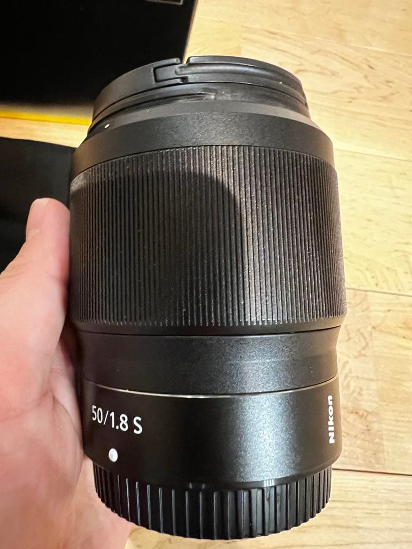 Neko Gazer NIKKOR Z 50mm f/1.8 S レンズ