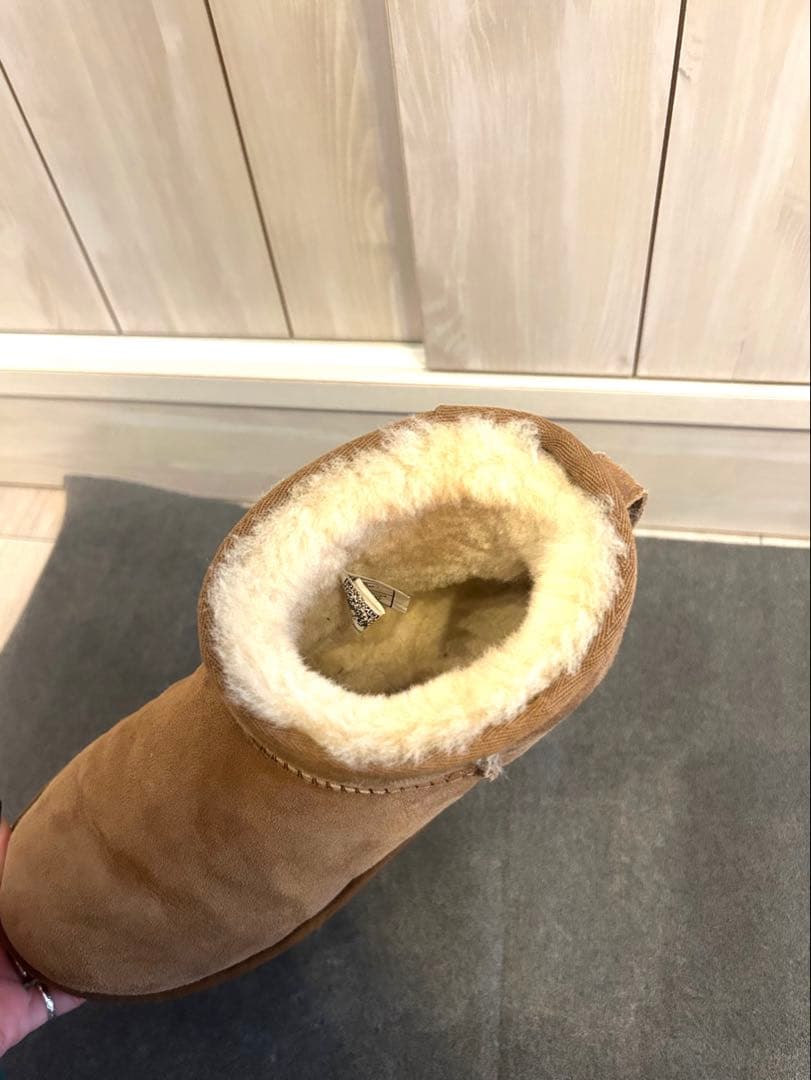 UGGアグ　クラシックミニ5884 24cm ムートンブーツ　ブラウン