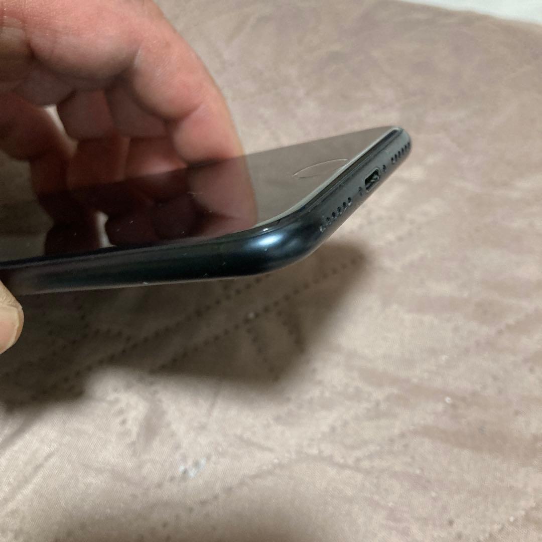 Apple iPhone SE (第2世代) 64GB ブラック 本体