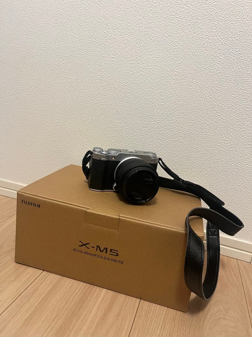 Fujifilm X-M5 XC15-45mmレンズ付き