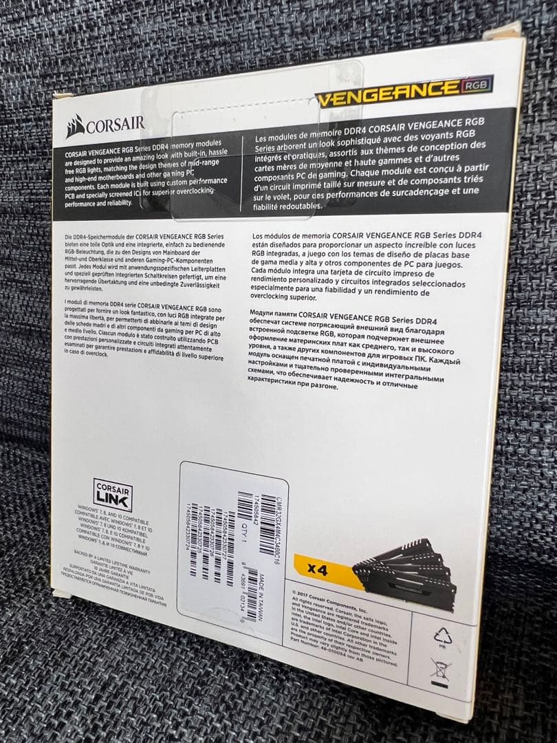 メモリー CORSAIR VENGEANCE RGB DDR4 32GB 3466MHz