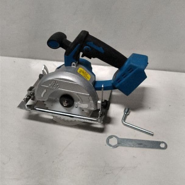 マキタバッテリー対応18V　充電まるのこ