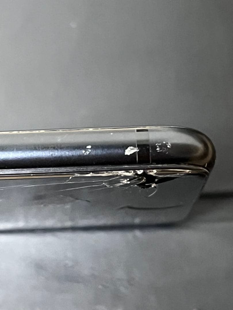 iPhone SE 第2世代 64GB SIMフリー ジャンク品