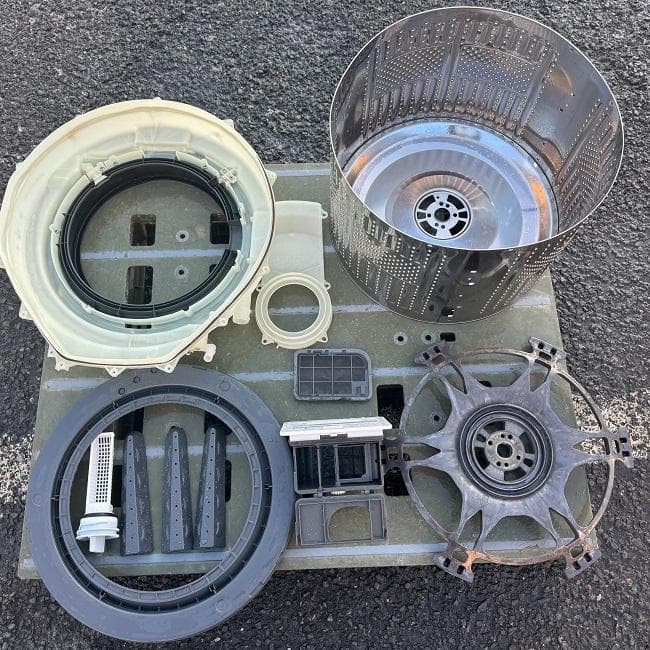 あき　　美品 SHARP シャープ ドラム式洗濯乾燥機 ES-W112