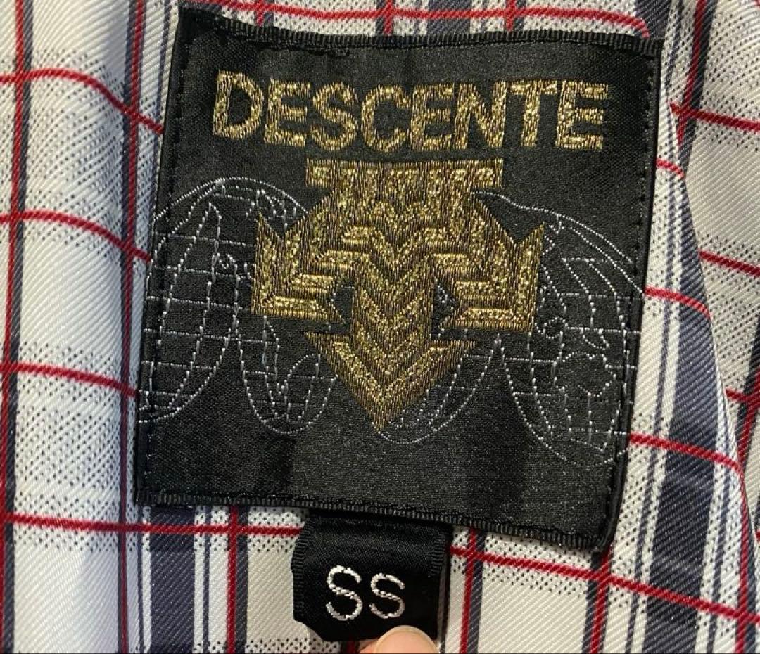 美品☆DESCENTE デサント スキーウェア　上下セット　上S 下SS