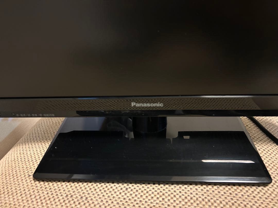 Panasonic パナソニックVIERA TH-19C305 液晶テレビ