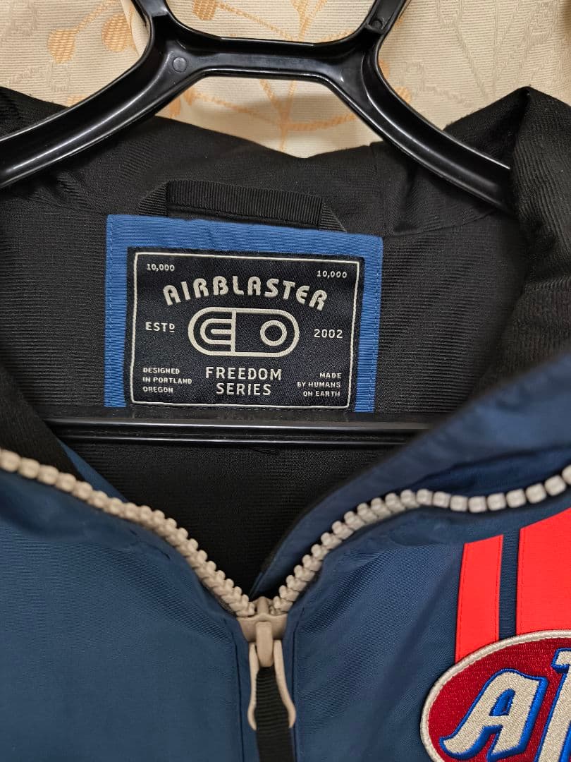 スノーボード ジャケット　エアブラスター　Sサイズ