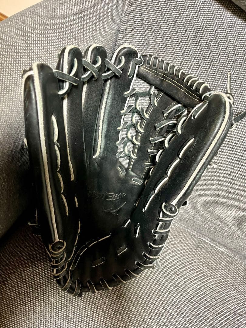 ミズノ グローバルエリート 硬式野球グラブ 左利き用